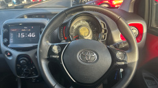 Toyota Aygo 1.0 VVT-i X-Play 5dr x-shift Petrol Hatchback